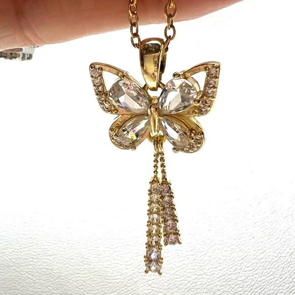 Butterfly Tassel Pendant Necklace 18k Gold Plated - Picture 3 of 7
